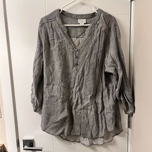 Liz Claiborne Woman lightweight tunic